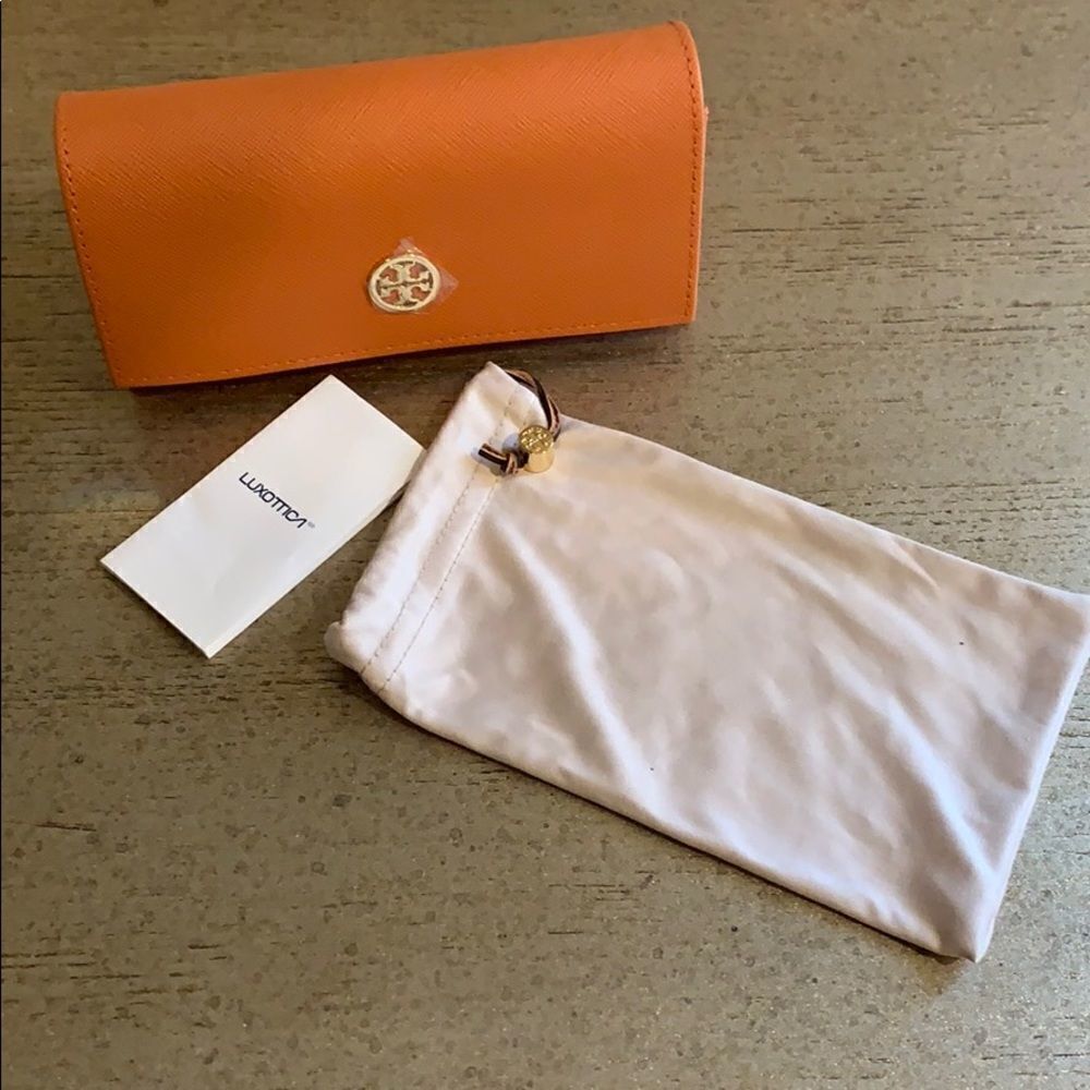 ❌Last deal❌Tory Burch sunglasses box & clot bag